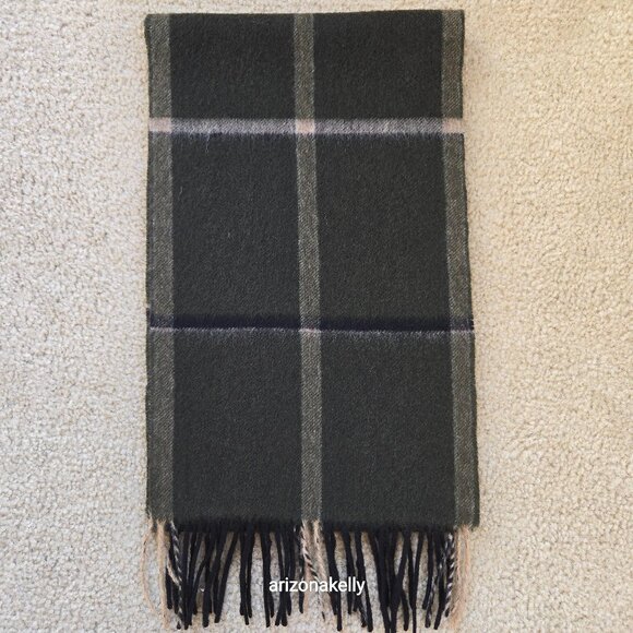 Accessories - NWOT Cashmere Scarf Dark Green Plaid